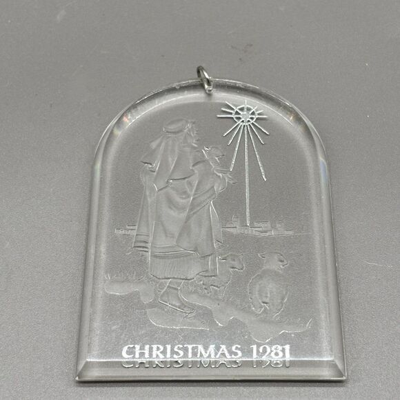 Hallmark Acrylic Christmas Ornament Shepherd Scene Holiday Highlights 1981 - Picture 4 of 7